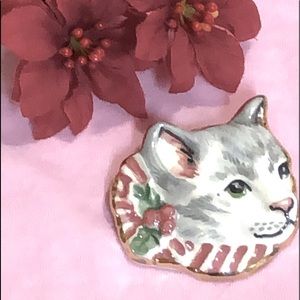 COPY - Cat Christmas pin/pendant